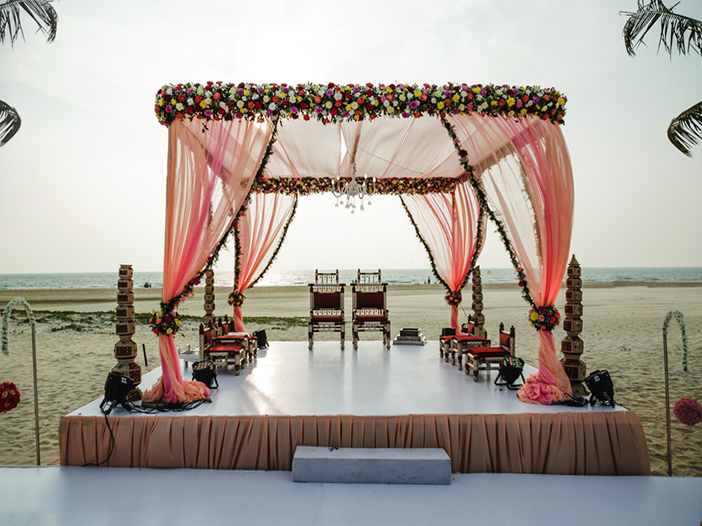 https://www.thelalit.com/wp-content/uploads/2023/06/beach-wedding.jpg