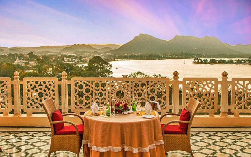 https://www.thelalit.com/wp-content/uploads/2024/02/udaipur-dining-1.jpg